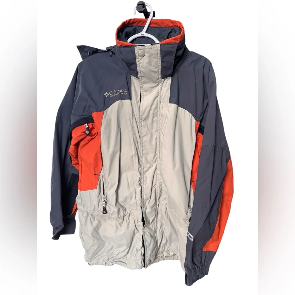 Columbia men fire